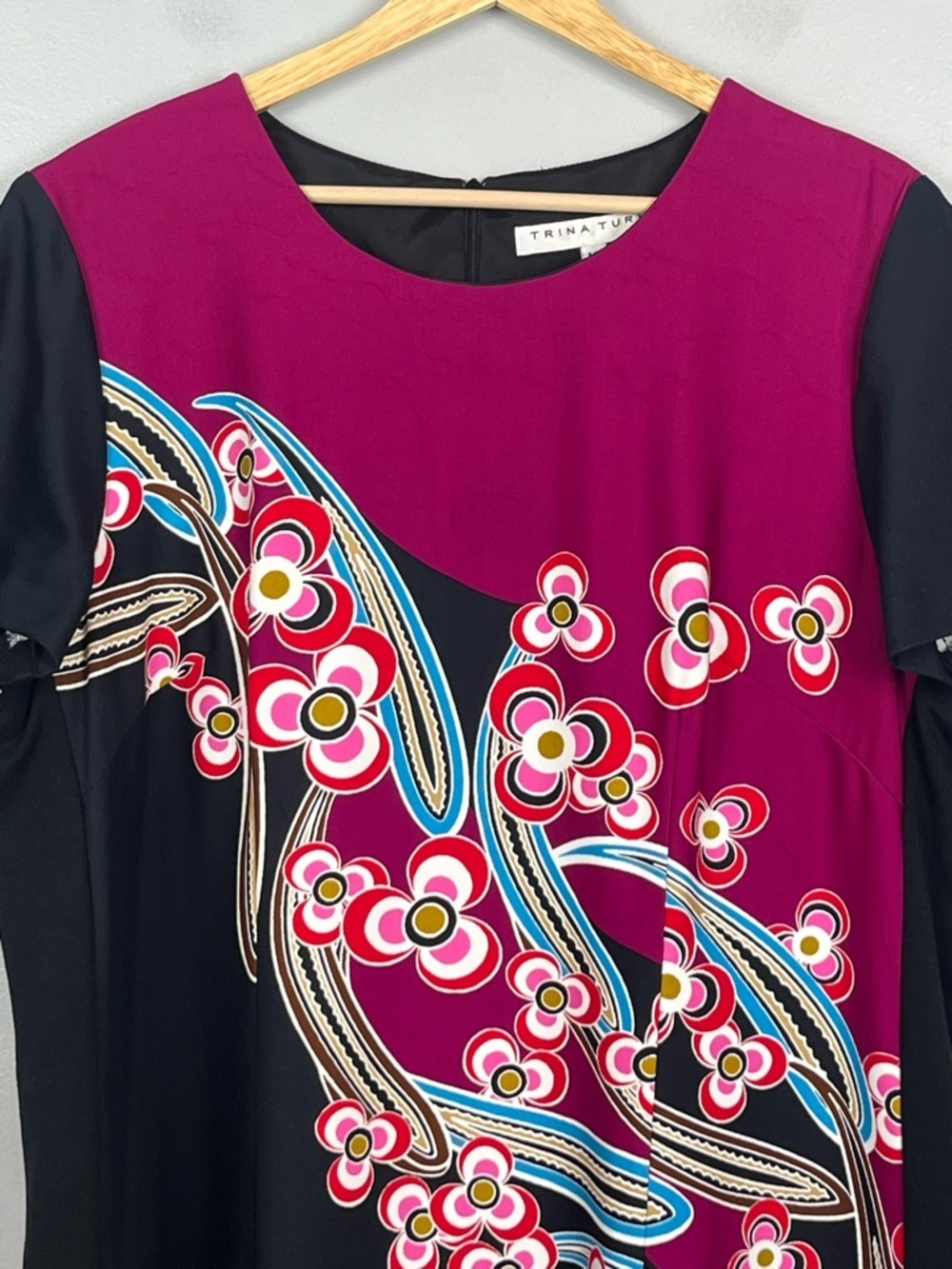 Trina Turk floral print shirt sleeve shift dress, XL (see measurements). - Picture 3 of 9